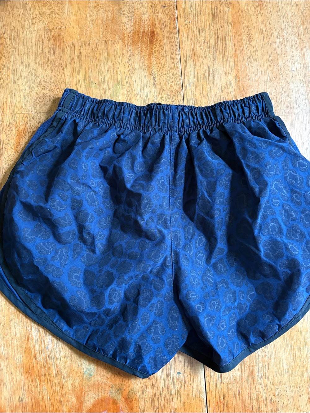 LADIES NIKE RUNNING SHORTS - Picture 5 of 5